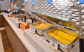 Holiday Inn Express & Suites Searcy By Ihg